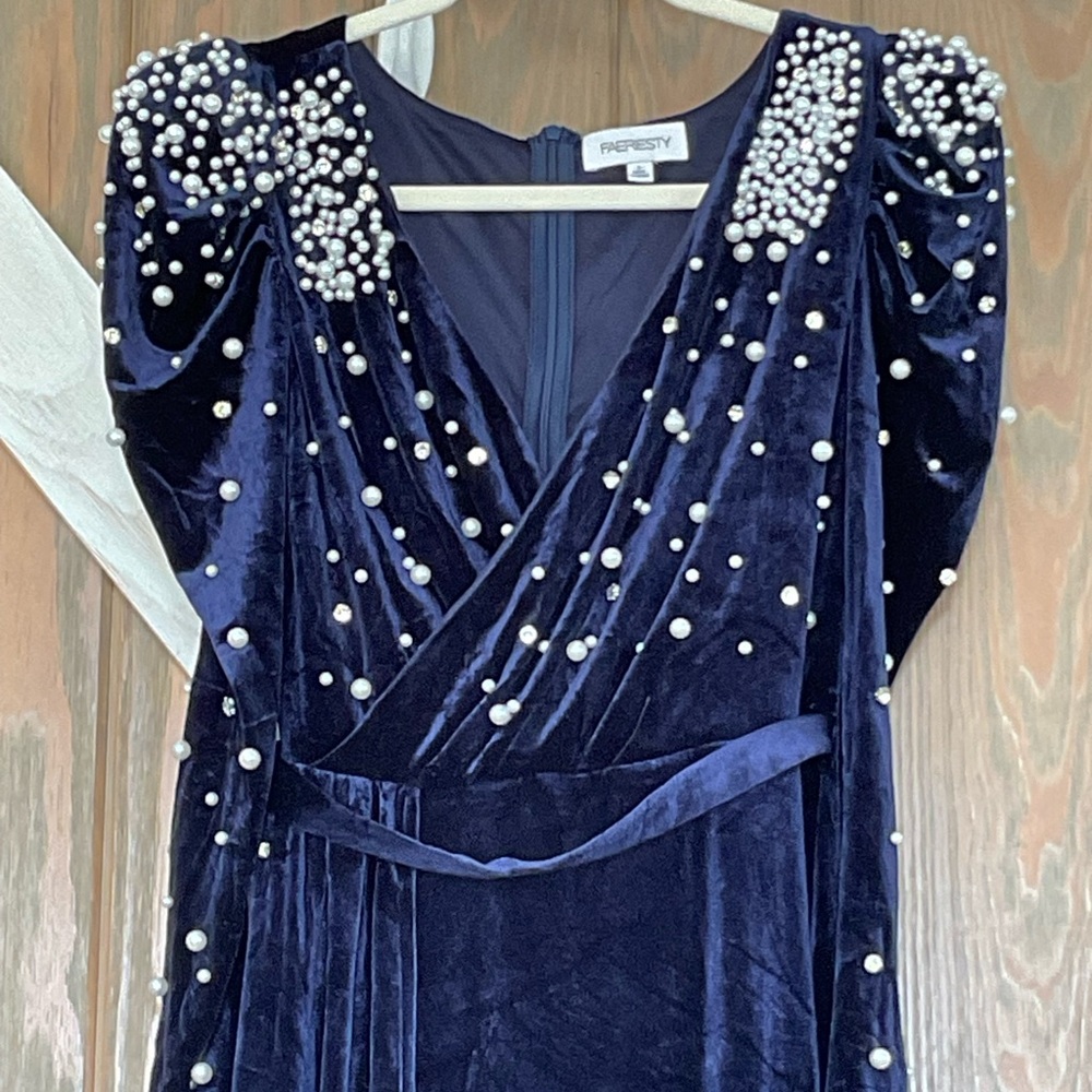 Faeriesty Navy Velvet and Pearl Long Sleeve Formal Evening Dress, Size Small (4) - Picture 6 of 9